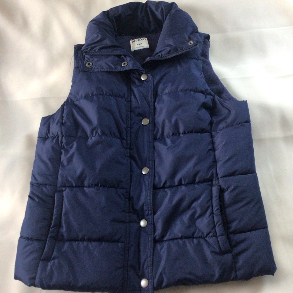 🚚 Old Navy Puffer Vest. Fleece Lined. Sz. Medium. EUC.
